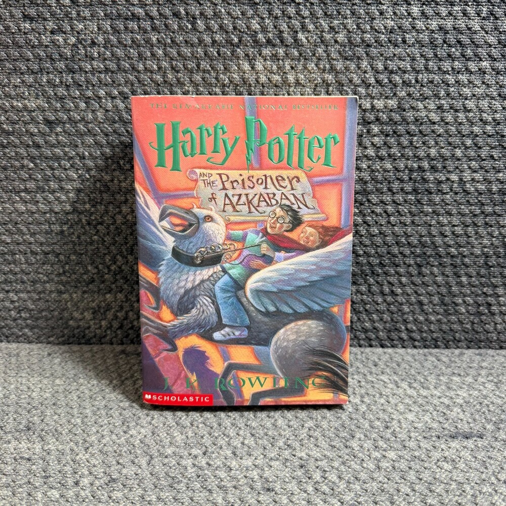 Harry Potter and the Prisoner of Azkaban (Paperback) by J.K. Rowling 2001